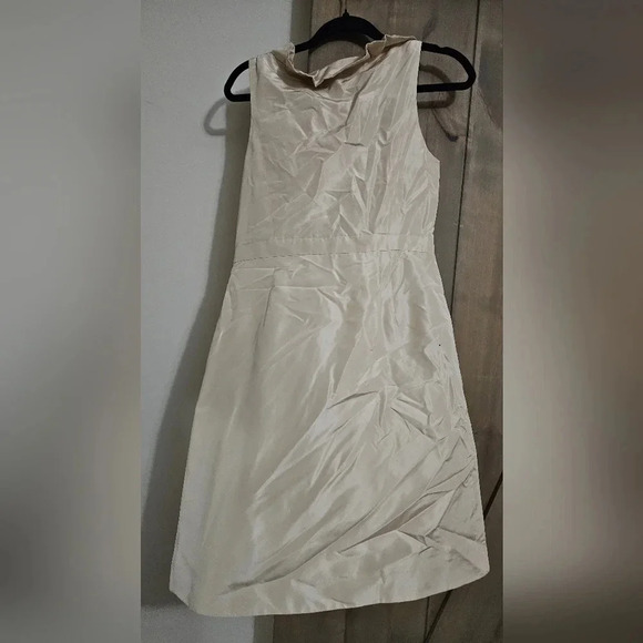 J. CREW Blakely Taffeta 100% Silk cream dress. Size 6 - Picture 6 of 7